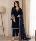 Velvet Kashmiri Style Kurta Set - Image 2